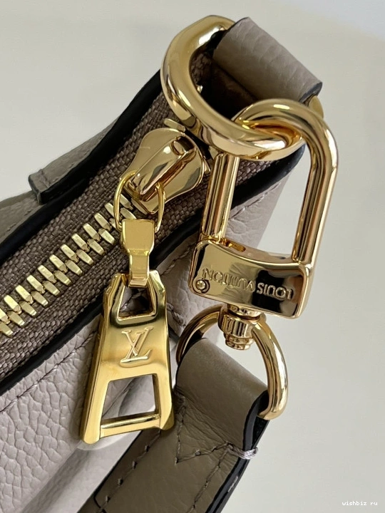 WIS VUITTON LOUIS BAGATELLE 1112